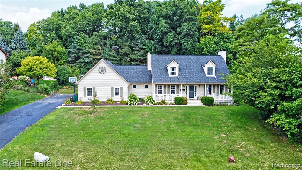 6360 Woodcrest Ridge, Clarkston, MI — Photo 2