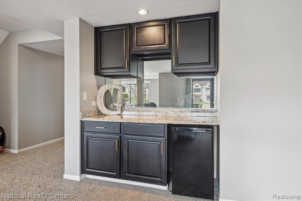 47704 BLUE HERON Drive S, Northville, MI — Photo 27