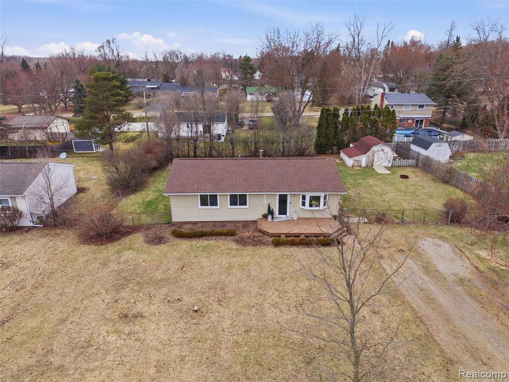 9368 Debby Jo Drive, Clawson, MI — Photo 36
