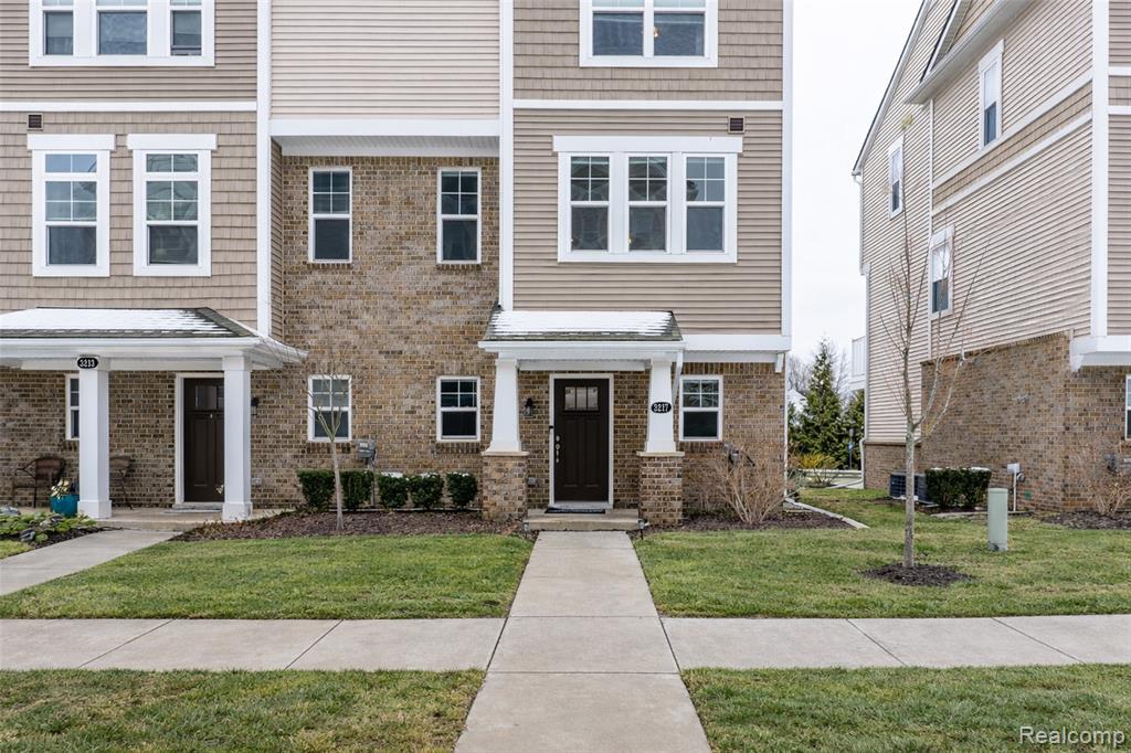 3217 Chambers W, 87, Wixom, MI 48393 — front exterior