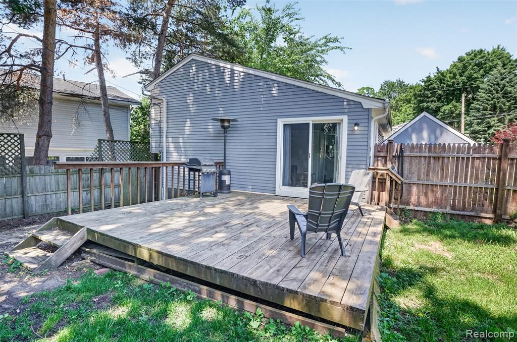 1037 Miami Avenue, Waterford, MI 48327 — Photo 24
