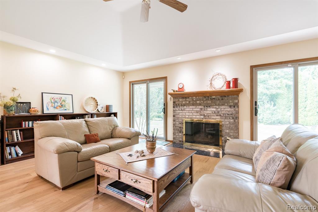6821 Carriage Creek Drive, Washington, MI — Photo 6
