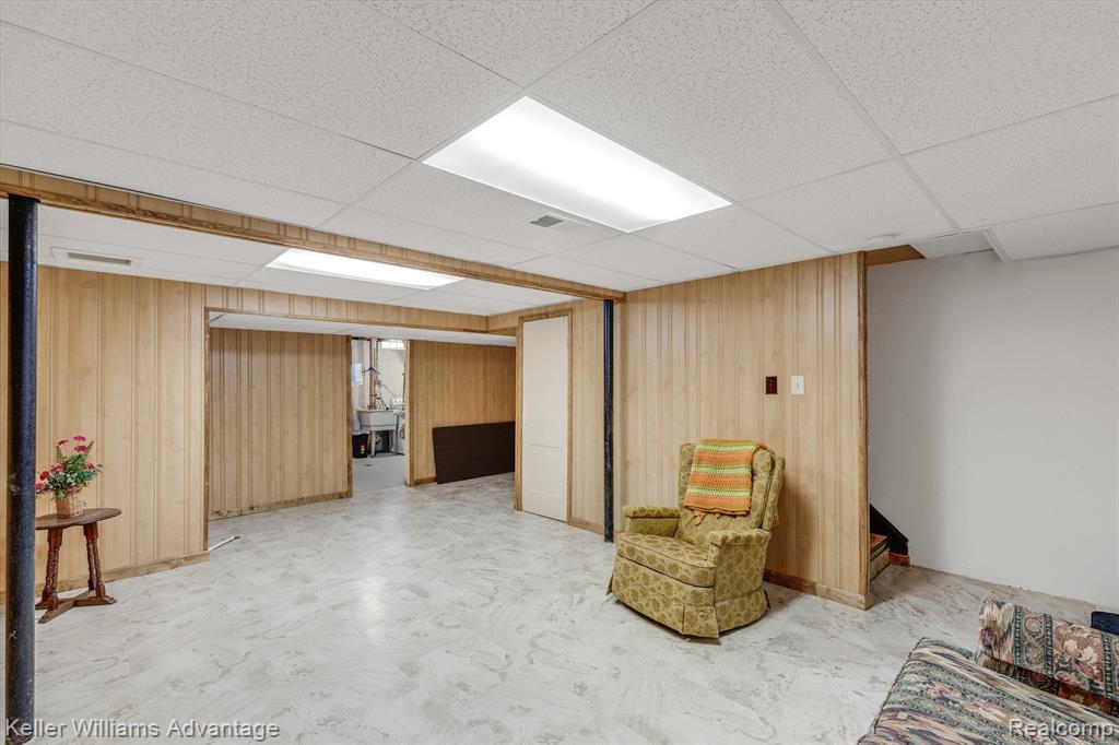 44284 SUFFOLK, Canton, MI 48187 — Photo 26