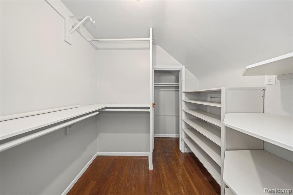 26021 Berkley Avenue, Huntington Woods, MI — Photo 25