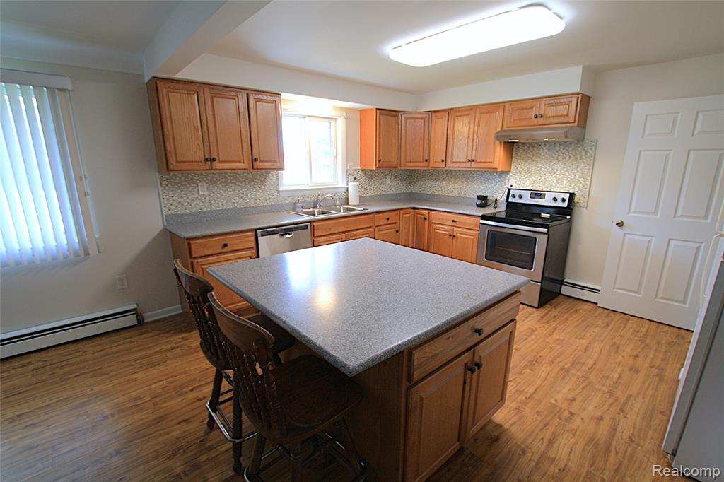 5404 Miller Road, Swartz Creek, MI 48473 — Photo 10