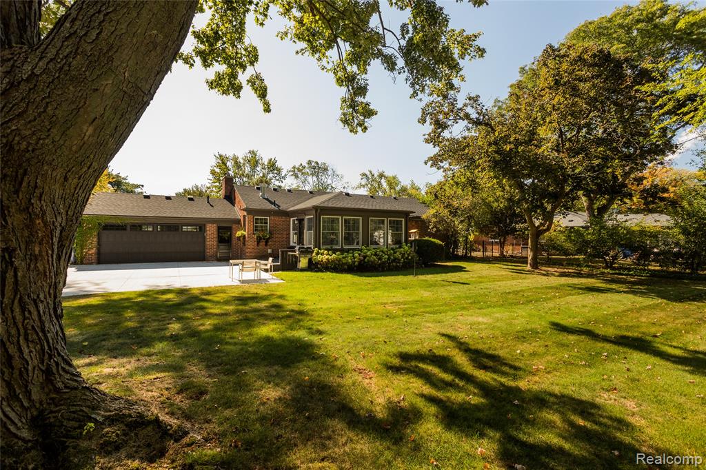 16946 Reedmere Avenue, Beverly Hills, MI 48025 — Photo 7