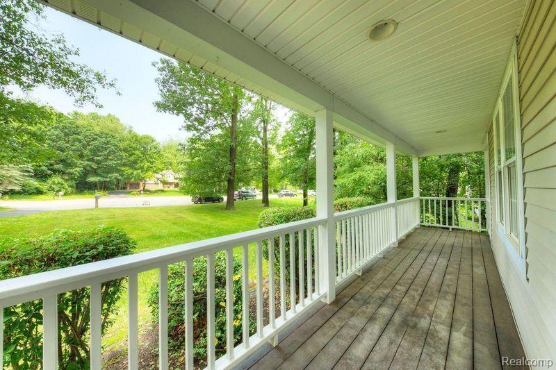 11417 TALL SHADOWS, Pinckney, MI 48169 — Photo 3