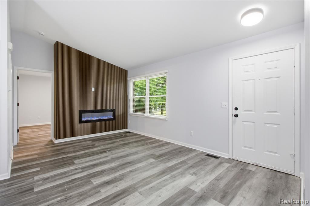 41837 King Edward Court, Clinton Twp, MI 48038 — Photo 6