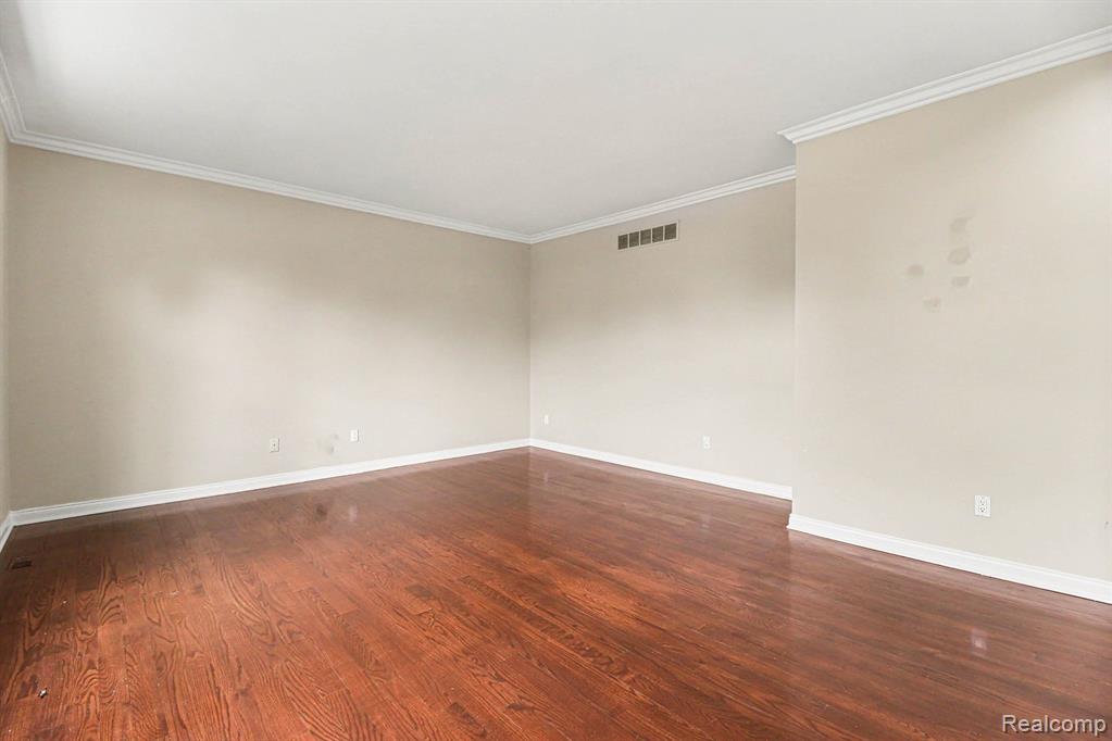 6929 Dakota Drive, Troy, MI 48098 — Photo 13