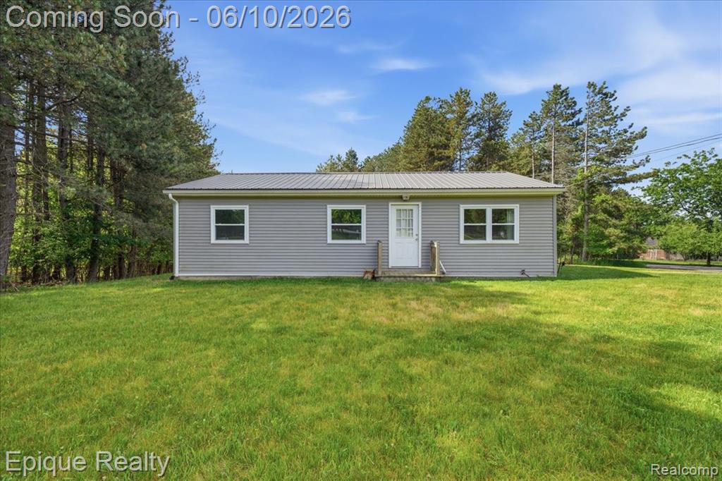 12272 E Mount Morris Road, Davison, MI 48423
