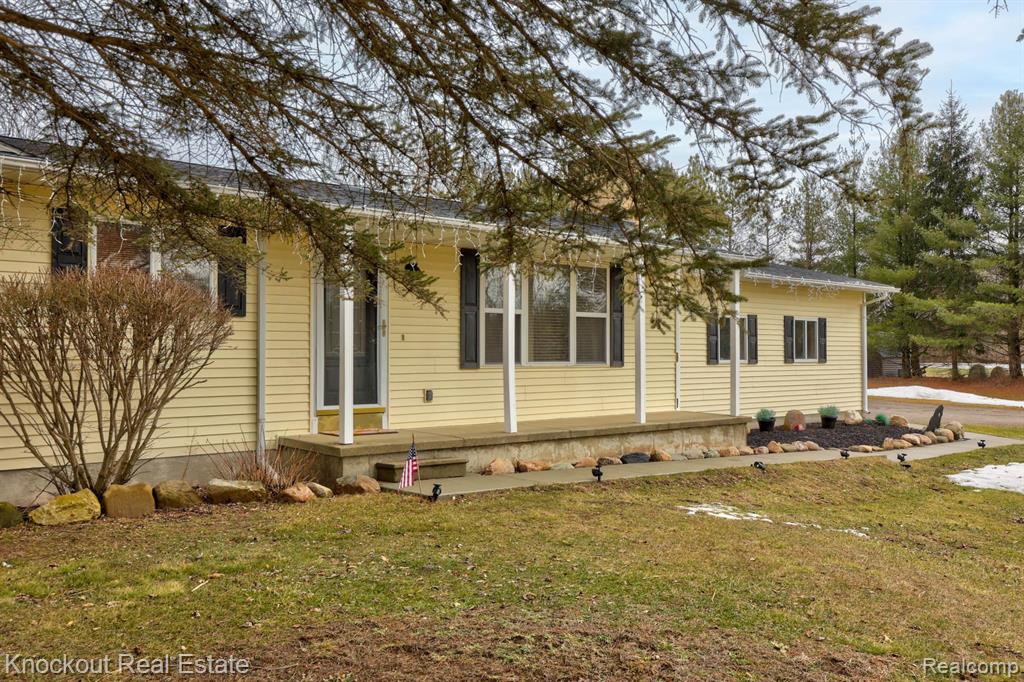 8661 VASSAR Road, Millington, MI 48746 — Photo 7