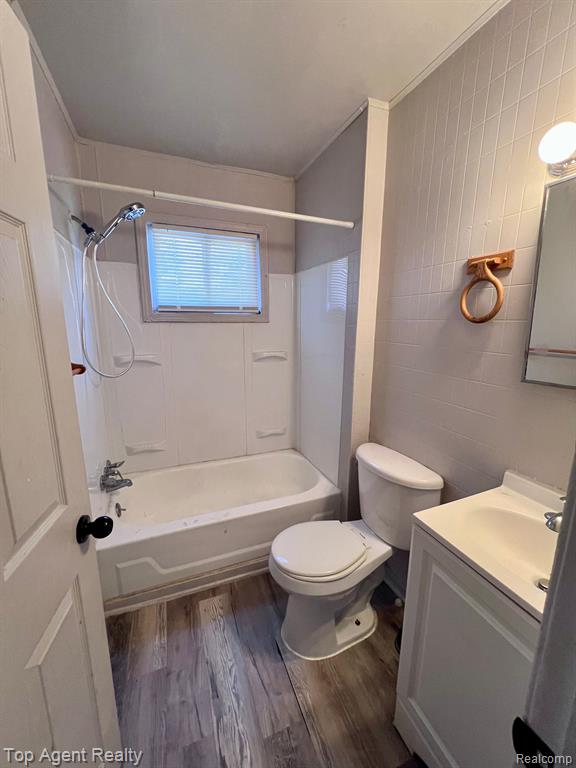 7511 ORCHARD Avenue, Warren, MI 48091 — Photo 9