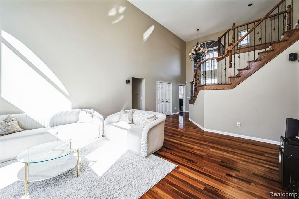 6768 HAYMARKET, Shelby Twp, MI 48317 — Photo 9