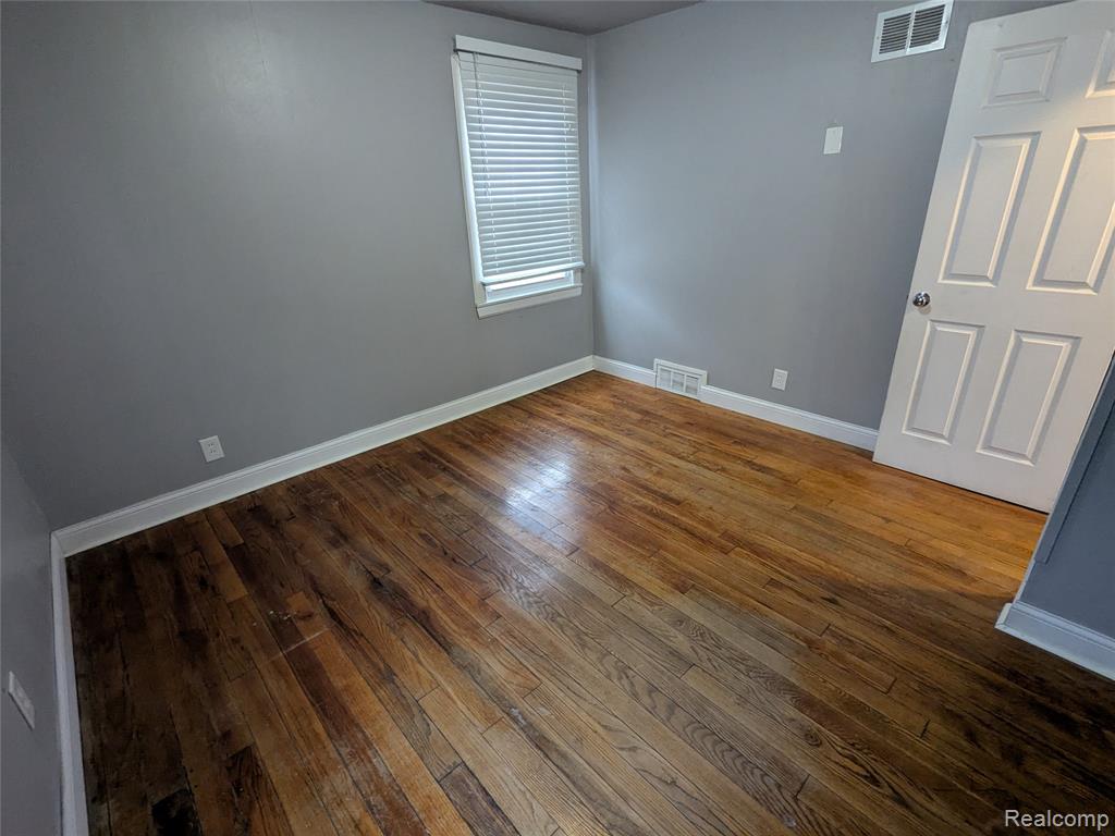 4115 Wayland Court, Inkster, MI 48141 — Photo 16