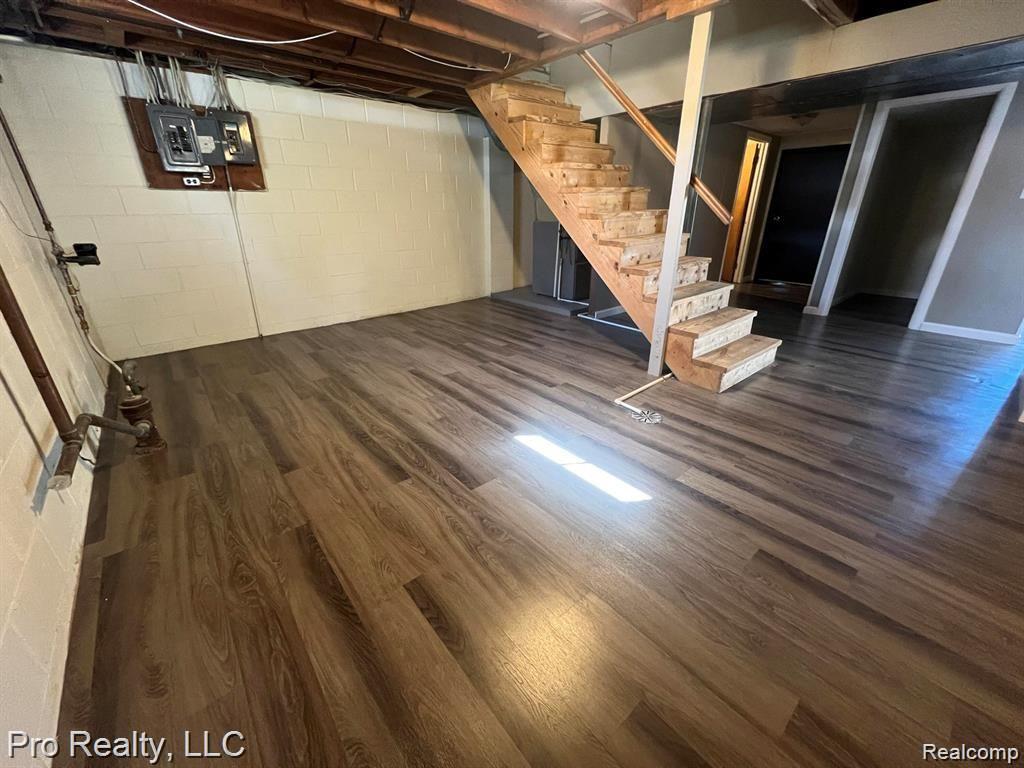 509 CREST Lane, Jonesville, MI 49250 — Photo 11