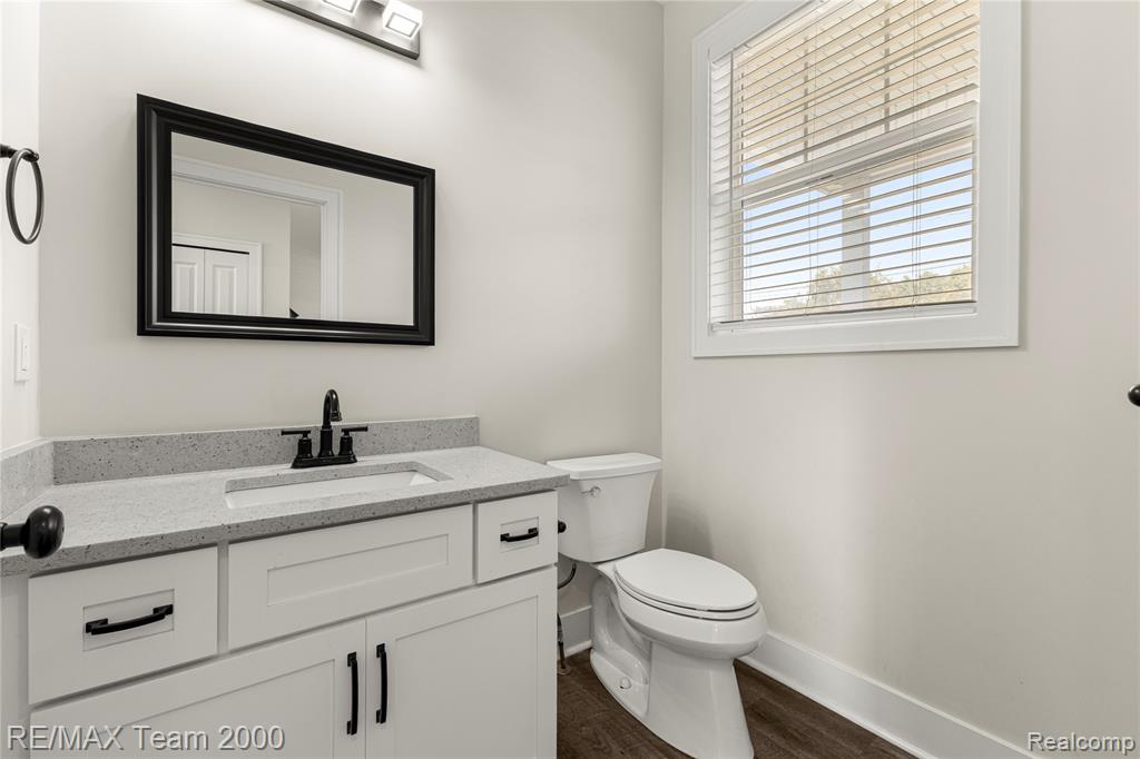 215 Clinton Street, Romeo, MI 48065 — Photo 10