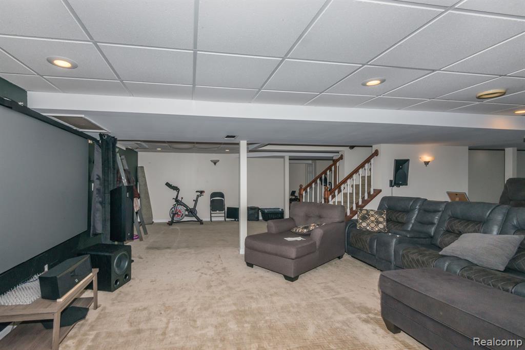 46009 WINDRIDGE Lane, Canton, MI 48188 — Photo 52