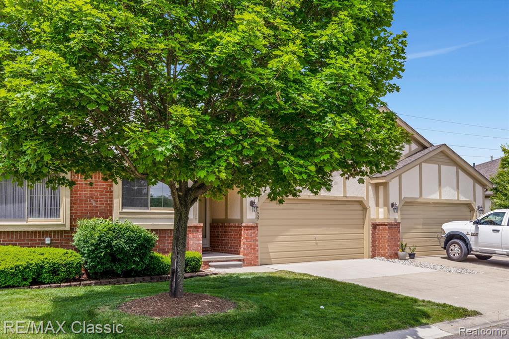 41937 BROOKVIEW Lane, Clinton Twp, MI 48038 — Photo 4