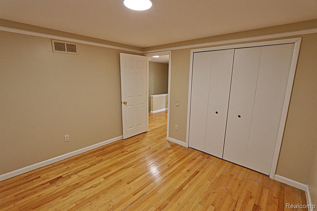 4003 OLD DOMINION Drive, West Bloomfield, MI 48323 — Photo 38