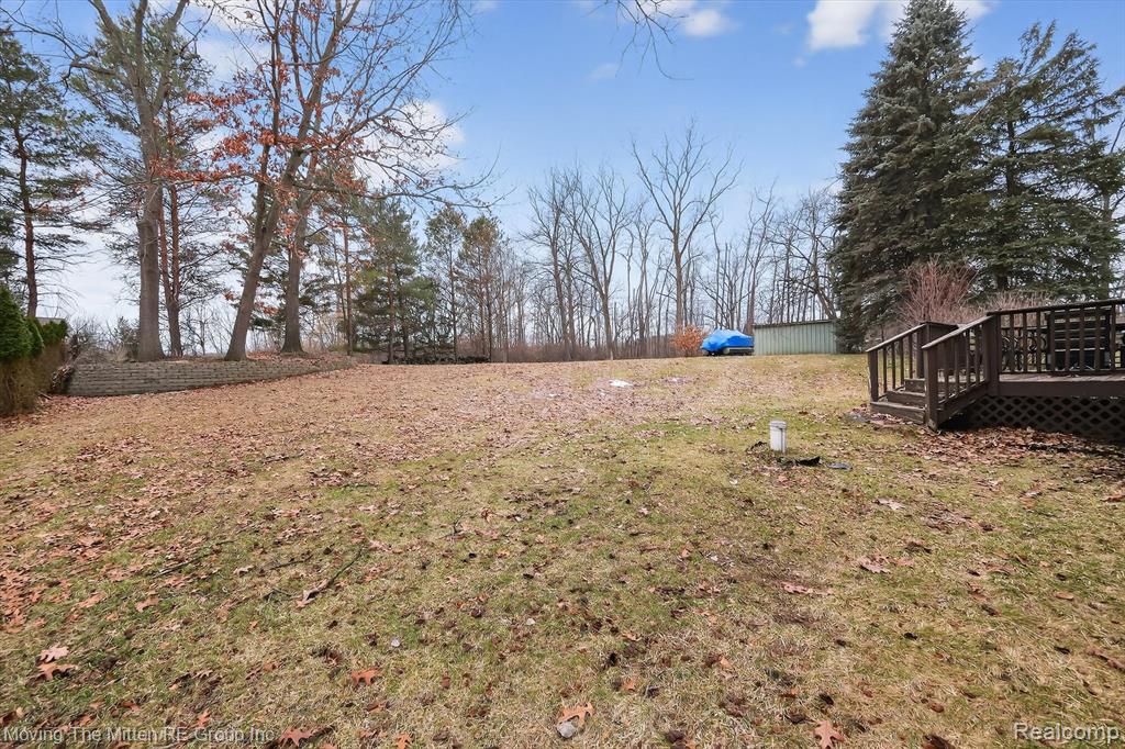 10129 Walnut Shores Drive, Fenton, MI 48430 — Photo 46