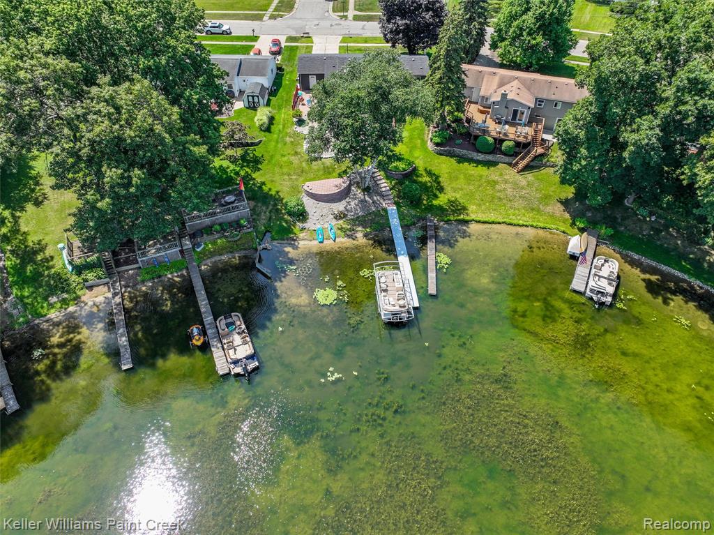5842 Pleasant Drive, Waterford, MI 48329 — Photo 46