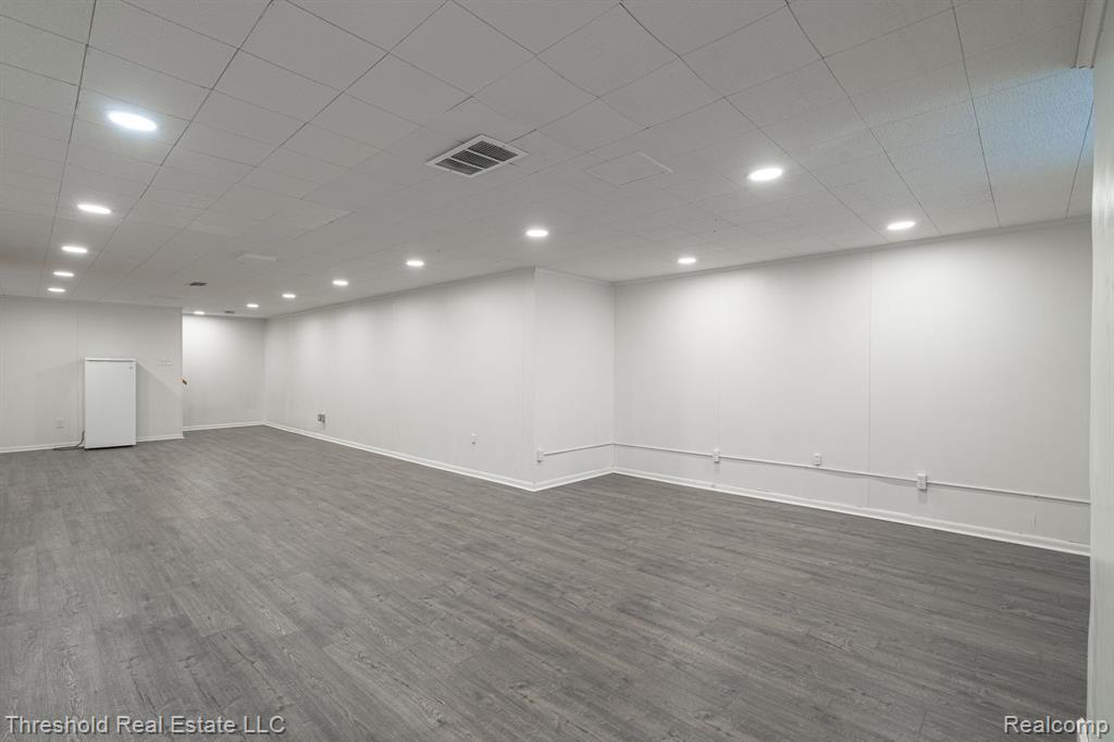 5595 Old Orchard Trail, Orchard Lake Village, MI 48324 — Photo 37
