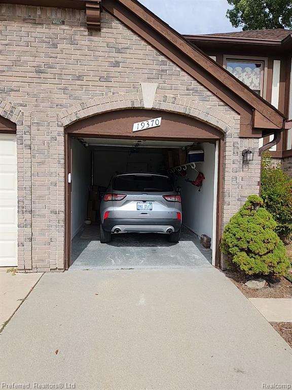 19370 W 11 Mile Road, Lathrup Village, MI 48076 — Photo 27