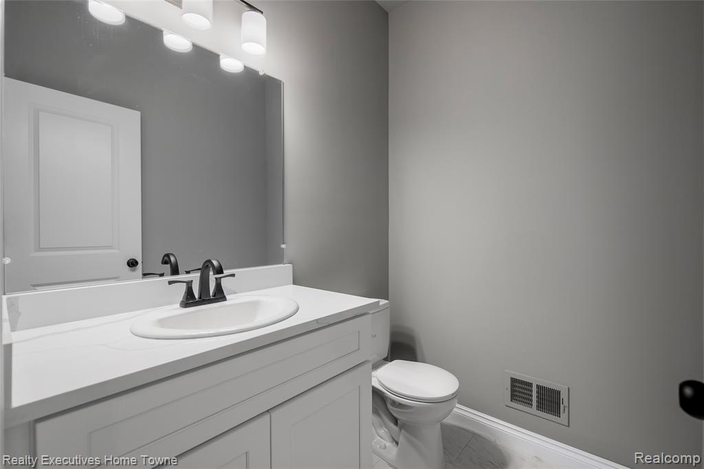 35603 Addison Drive, New Baltimore, MI 48047 — Photo 13