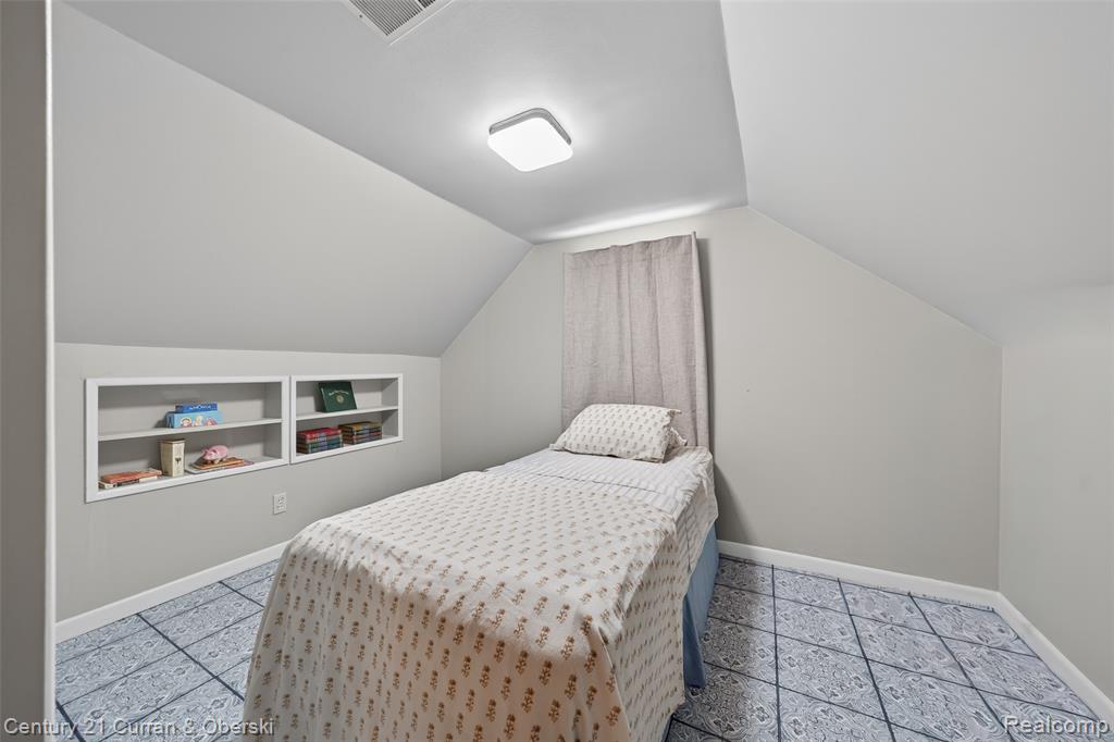 725 S Manitou Avenue, Clawson, MI — Photo 33