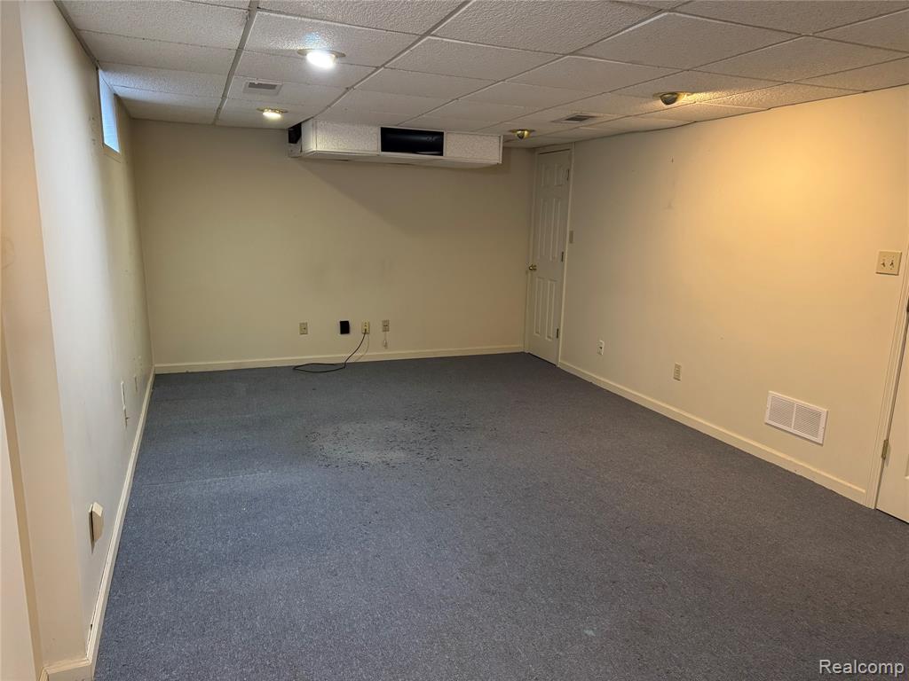 1597 Dover Hill S, Walled Lake, MI 48390 — Photo 17