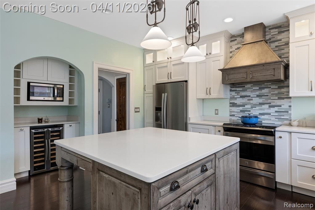 630 Lakepointe Street, Grosse Pointe, MI 48230 — Photo 8