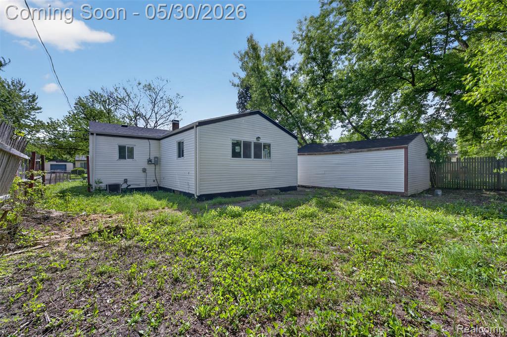 6193 Natchez Drive, Mount Morris, MI 48458 — Photo 33