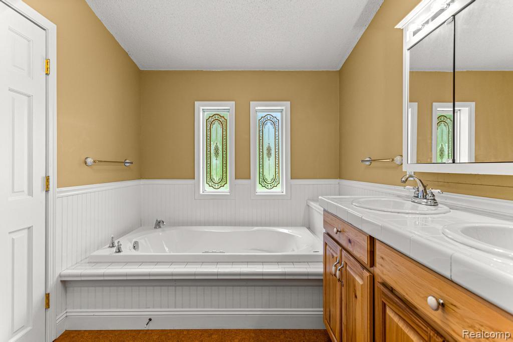 1941 Crouch Road, Jackson, MI 49201 — Photo 20