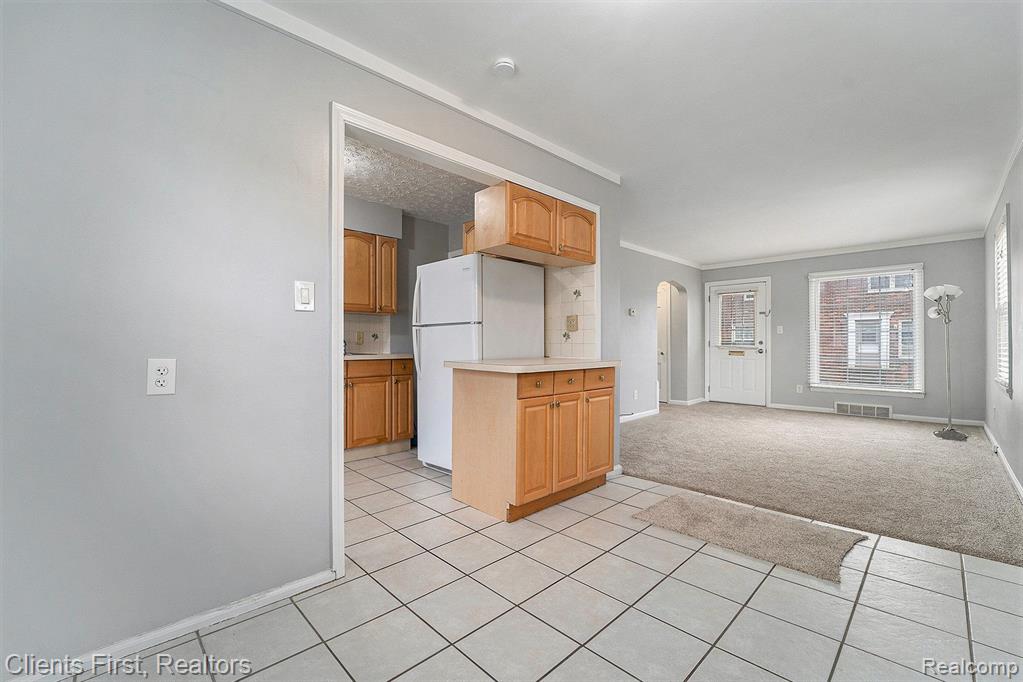 4600 FIRESTONE Street, 8, Dearborn, MI 48126 — Photo 6