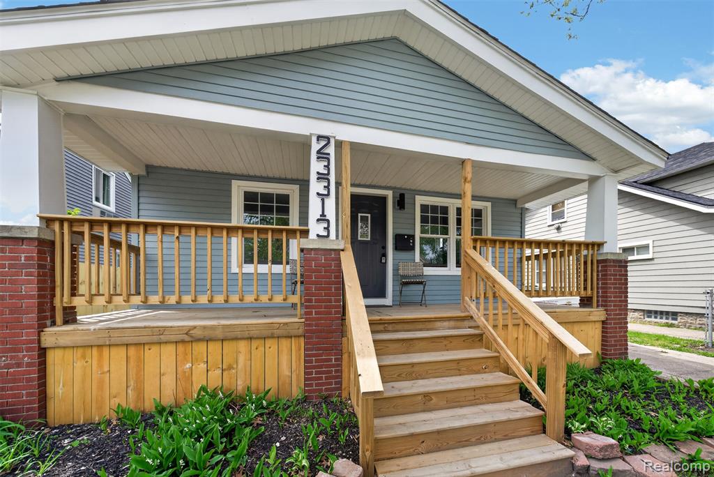 23313 Carlisle Avenue, Hazel Park, MI 48030 — Photo 4