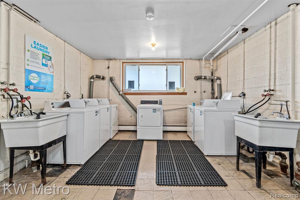4909 CROOKS Road, E5, Royal Oak, MI 48073 — Photo 19