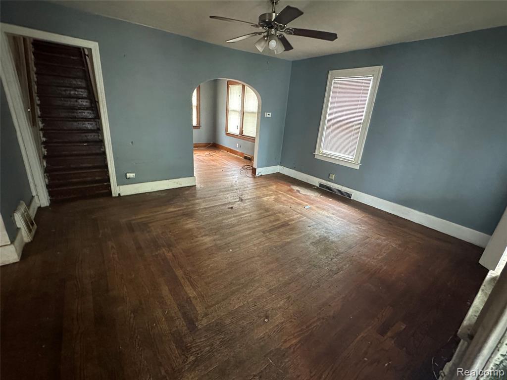 63 Mark Avenue, Pontiac, MI 48341 — Photo 2