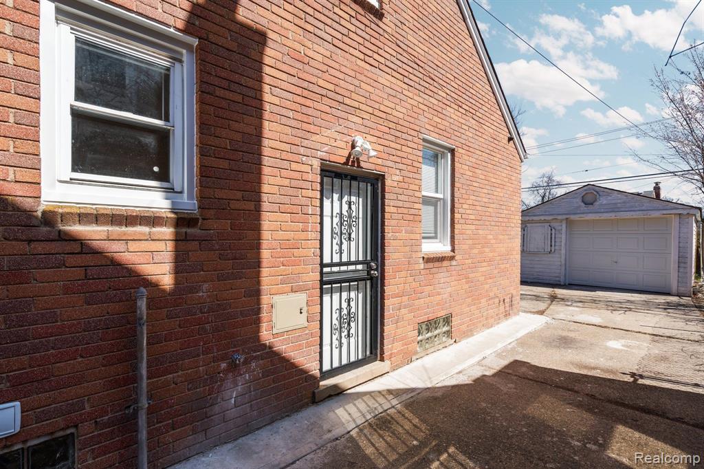 6124 LODEWYCK Street, Detroit, MI 48224 — Photo 9