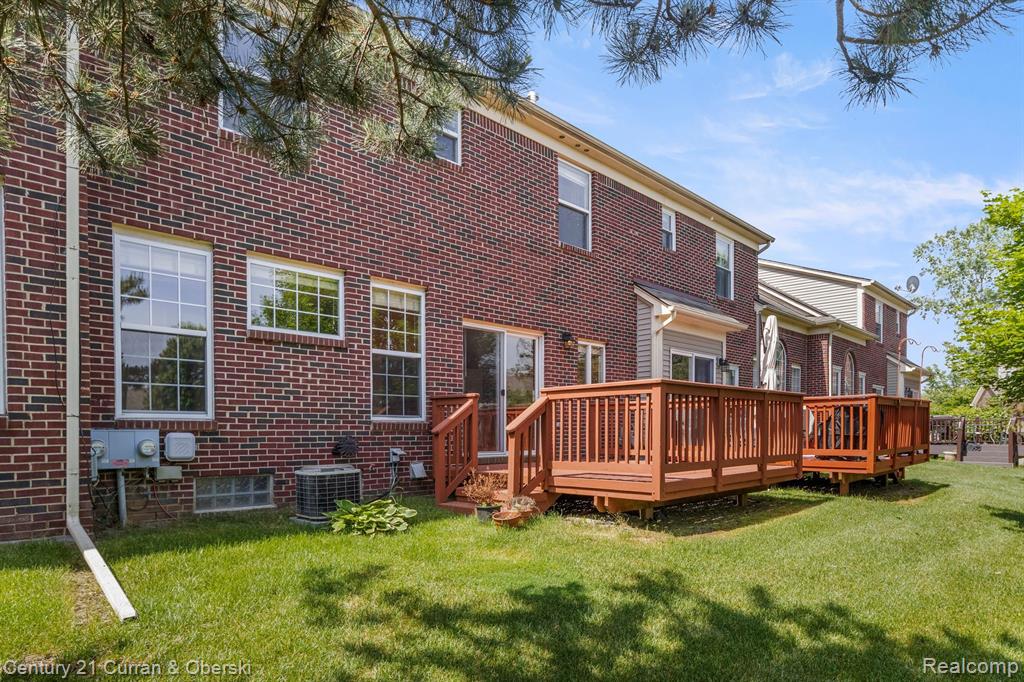 533 CONCORD Drive, Canton, MI 48188 — Photo 31