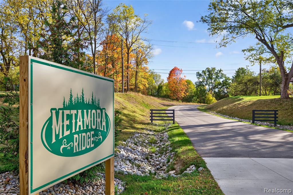 4060 Metamora Ridge Road, Metamora, MI 48455 — Photo 4