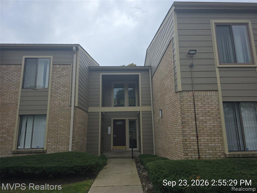 16275 W 9 Mile Road, 102, Southfield, MI 48075