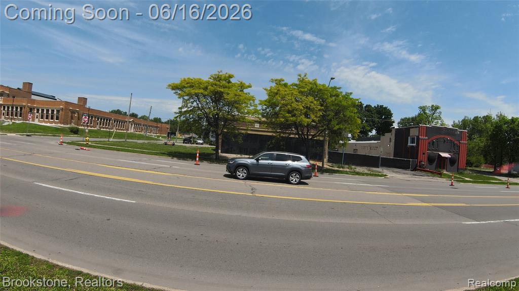 606 W Huron Street, Pontiac, MI 48341 — Photo 10