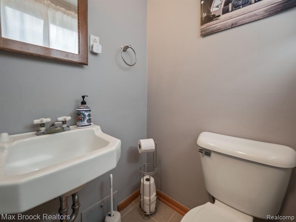 622 ENGLEWOOD Avenue, Royal Oak, MI 48073 — Photo 18