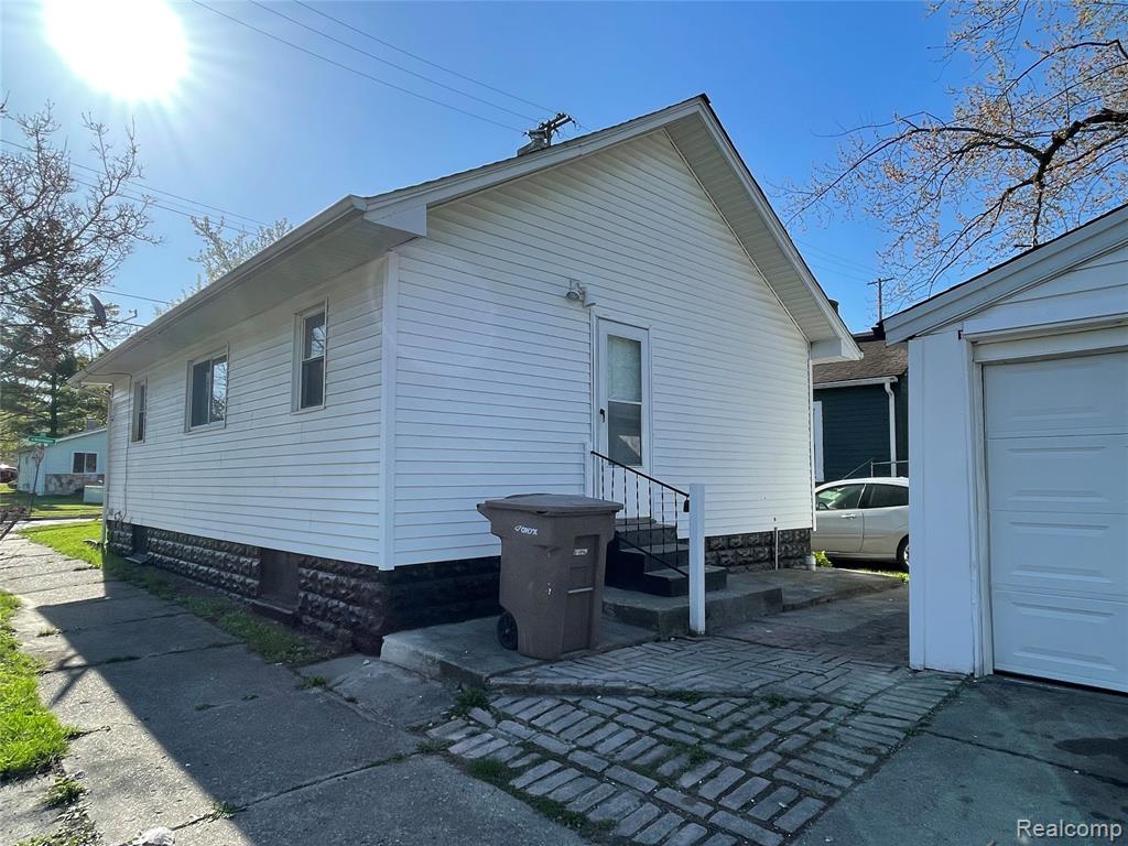 97 N ROSELAWN Street, Pontiac, MI 48342 — Photo 3