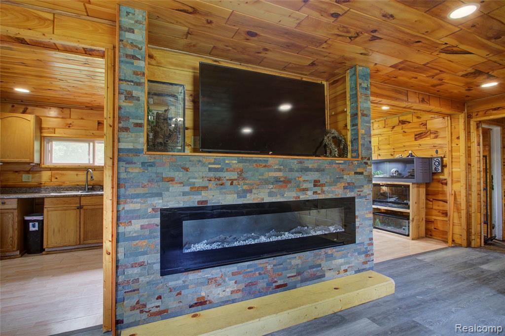 1906 Banner Road, Saginaw, MI 48601 — Photo 9