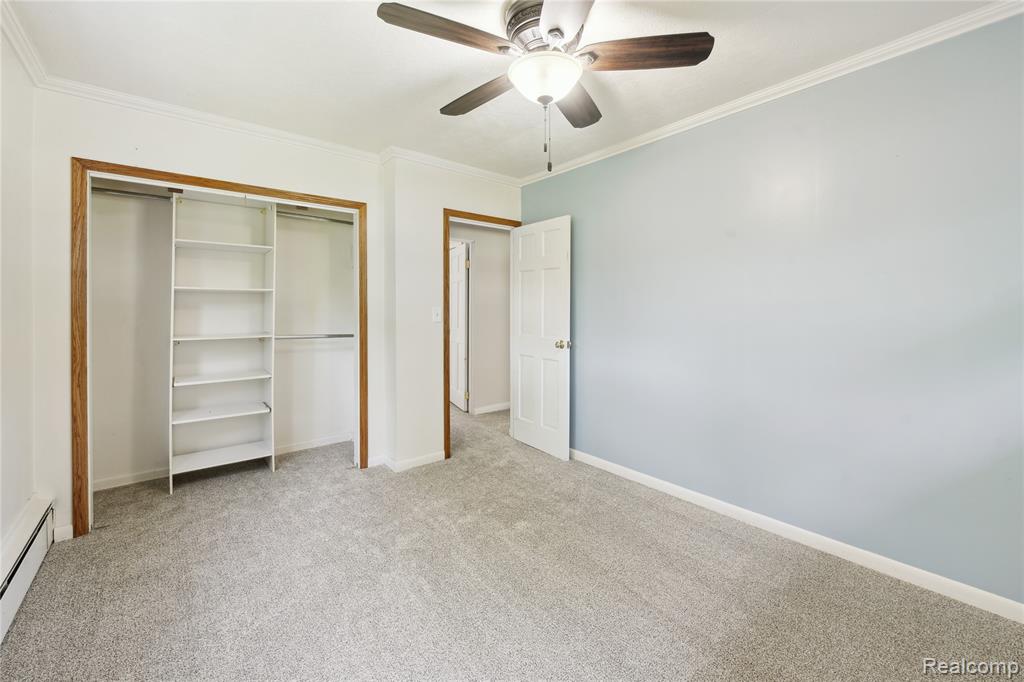 4403 Killarney Park Drive, Burton, MI 48529 — Photo 17