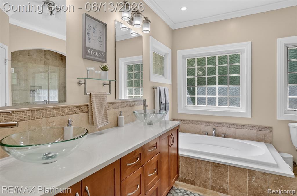 5060 Yax Pointe Drive, Howell, MI 48843 — Photo 27