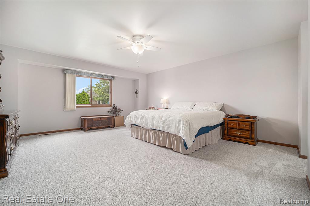 54448 Verona Park Drive, Macomb, MI 48042 — Photo 19