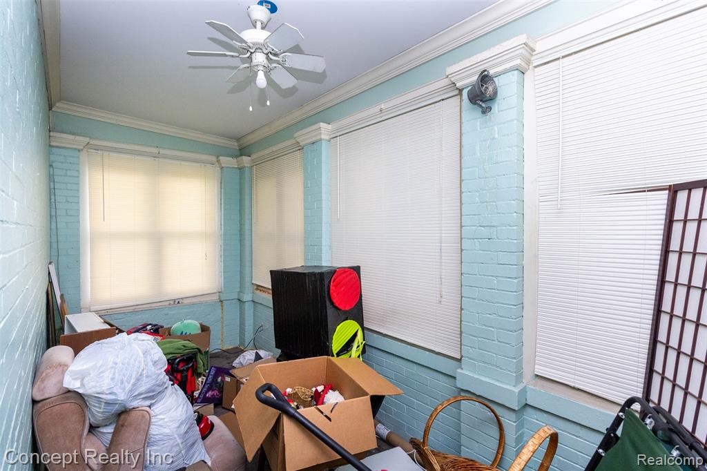 440 E FERRY Street, Detroit, MI 48202 — Photo 30