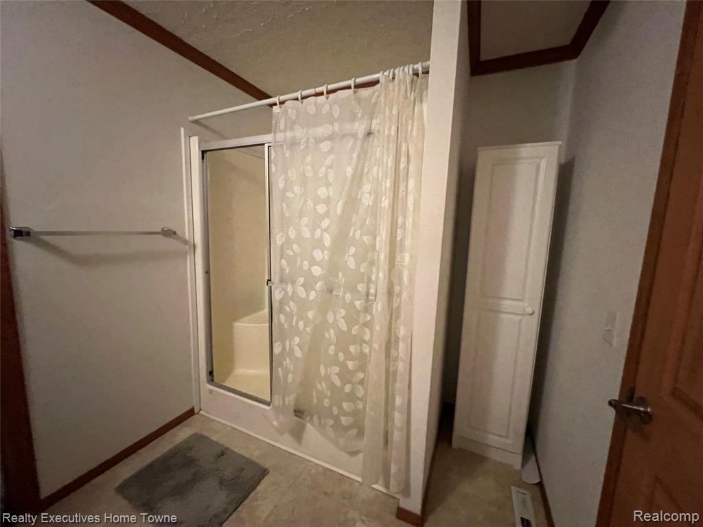 2304 Mark Street, 183, Croswell, MI 48422 — Photo 17